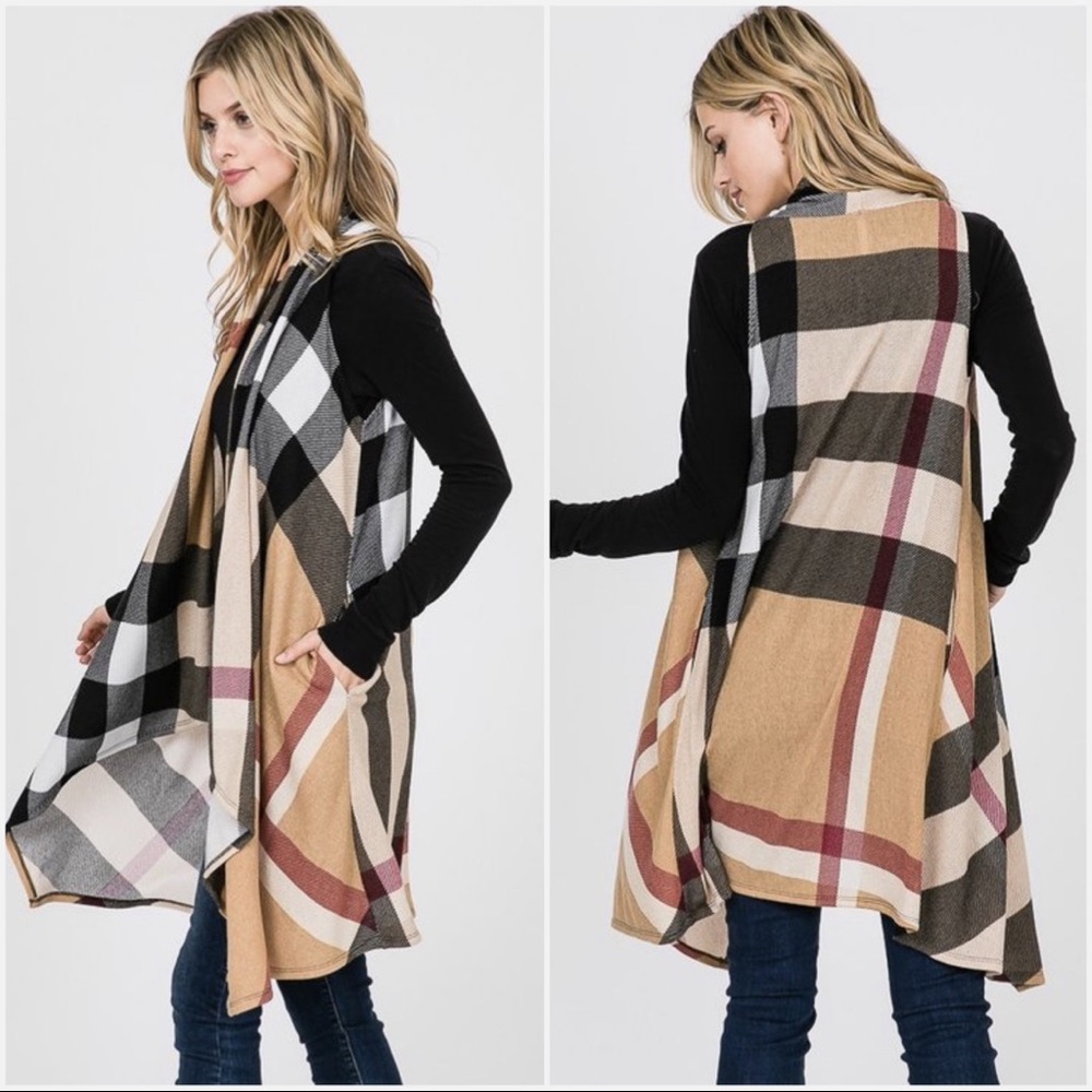 Sleeveless Plaid Cardigan - Picture 2 of 7